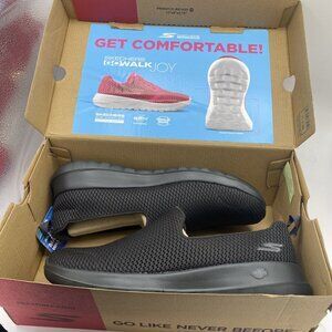 Sketchers Women’s Go Walk Black Mesh Slip-On Shoes Size 9.5 NIB